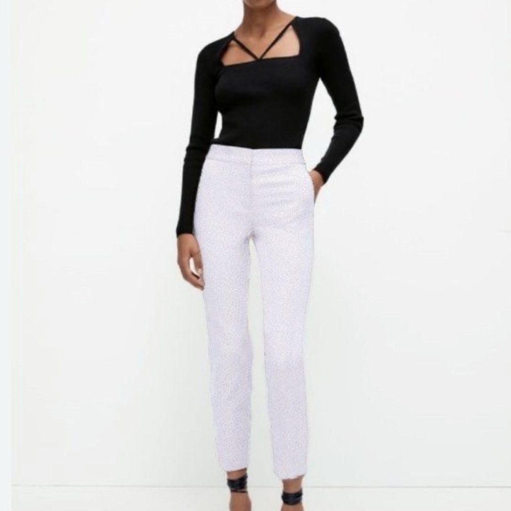 Sz XL ZARA White Trousers Slacks Garterized at the back white elastic waist &blk
